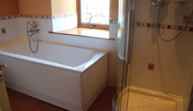 Bath at Black Isle Cottage Self Catering