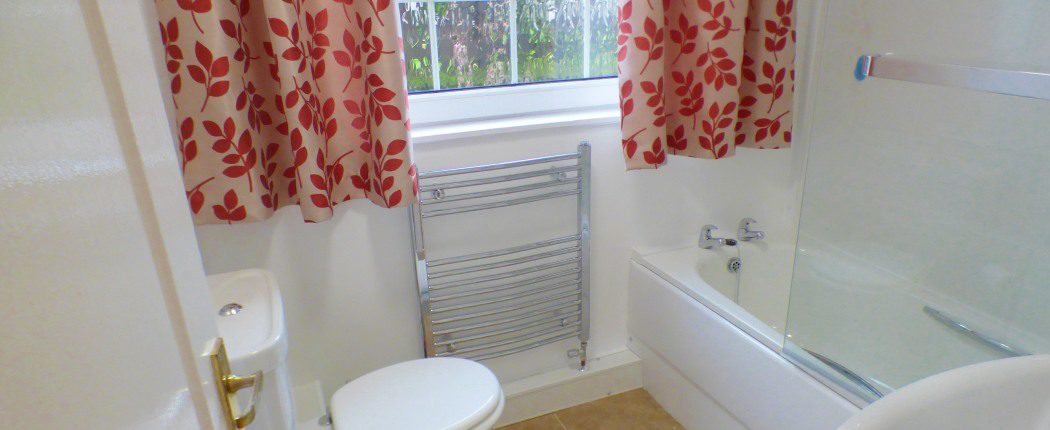 Bath in Self Catering Inverness